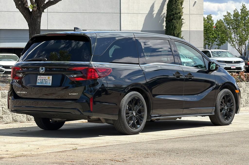 Certified 2025 Honda Odyssey Sport-L image 4