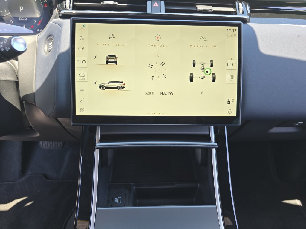 New 2026 Land Rover Range Rover Velar S AWD/4WD image 20