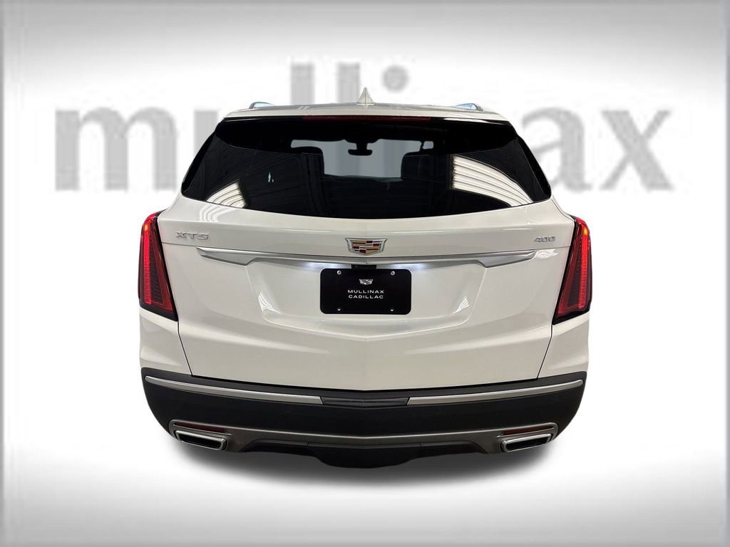 New 2025 Cadillac XT5 Premium Luxury w/ Technology Package image 12