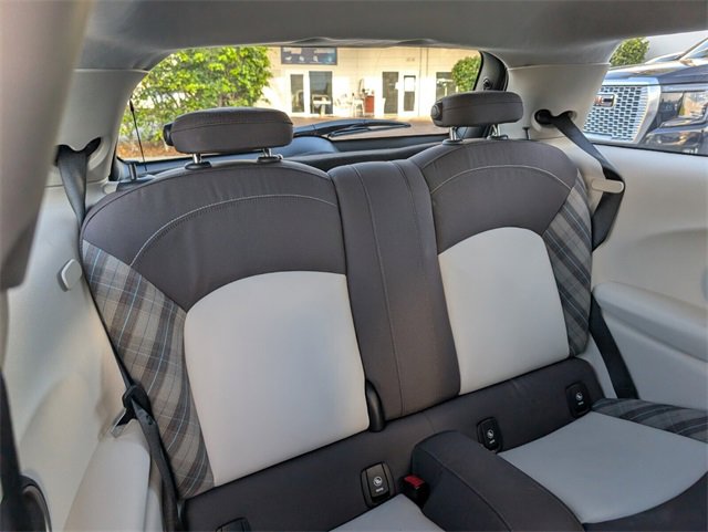 Used 2015 MINI Cooper S image 16