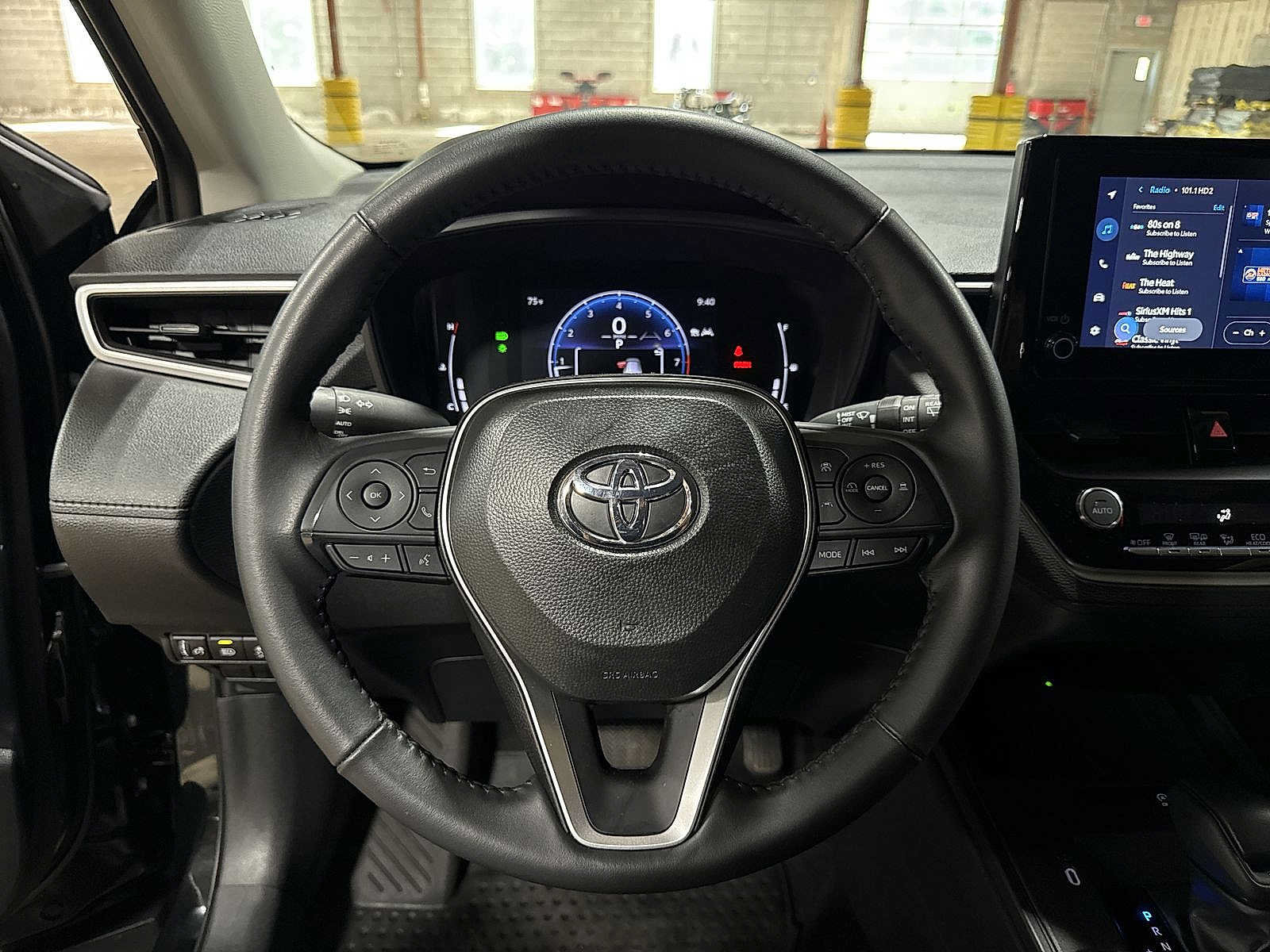 Used 2026 Toyota Corolla Cross LE AWD/4WD image 17