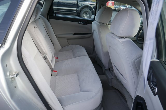 Used 2009 Chevrolet Impala LT image 20