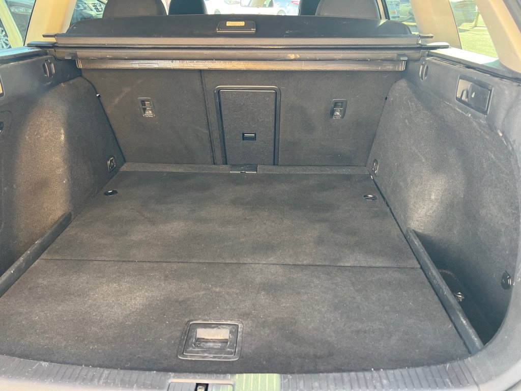 Used 2019 Volkswagen Golf S FWD image 20