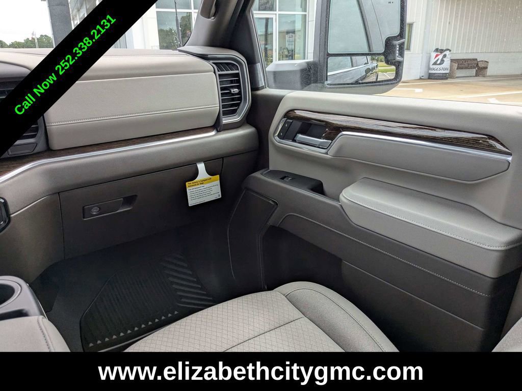 New 2025 GMC Sierra 2500 SLE w/ SLE Value Package; image 18