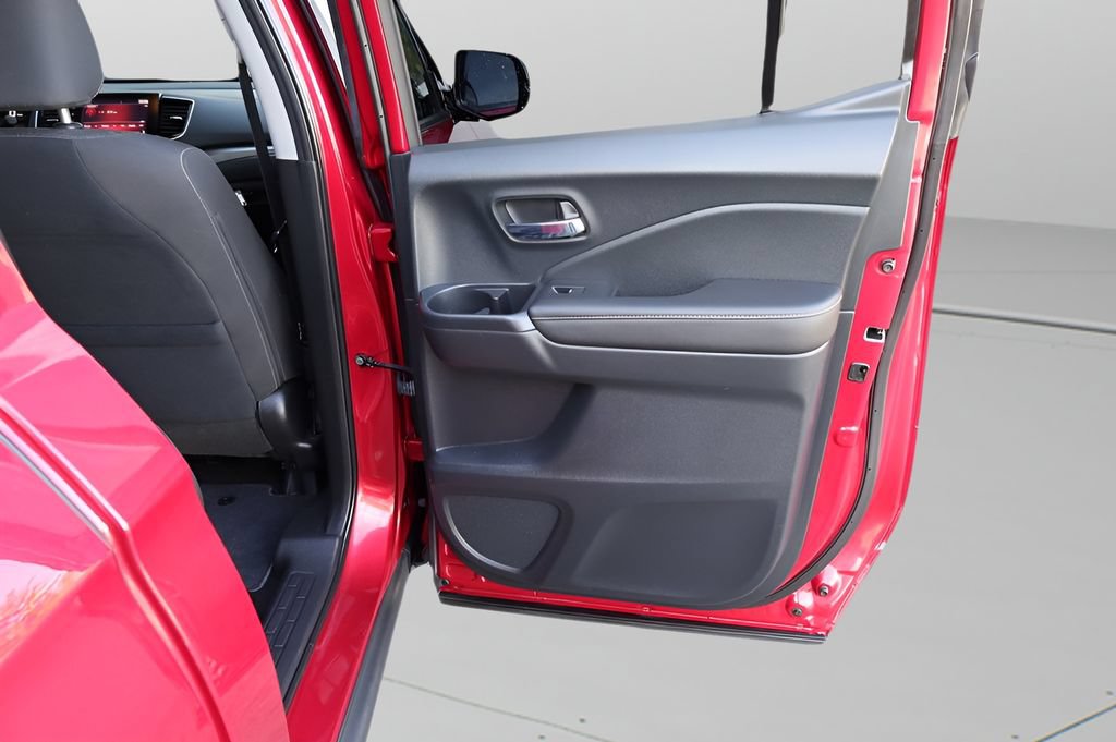 Used 2023 Honda Ridgeline Sport image 18