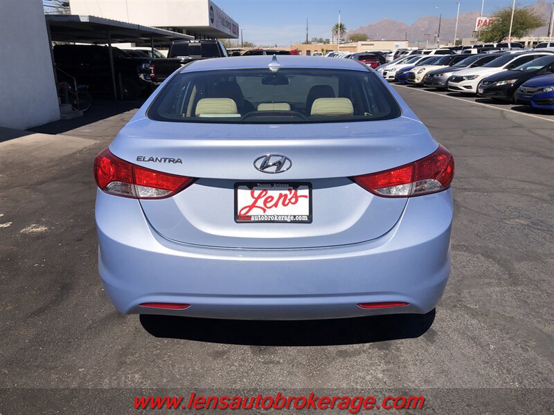 Used 2013 Hyundai Elantra GLS w/ Preferred Pkg FWD image 4