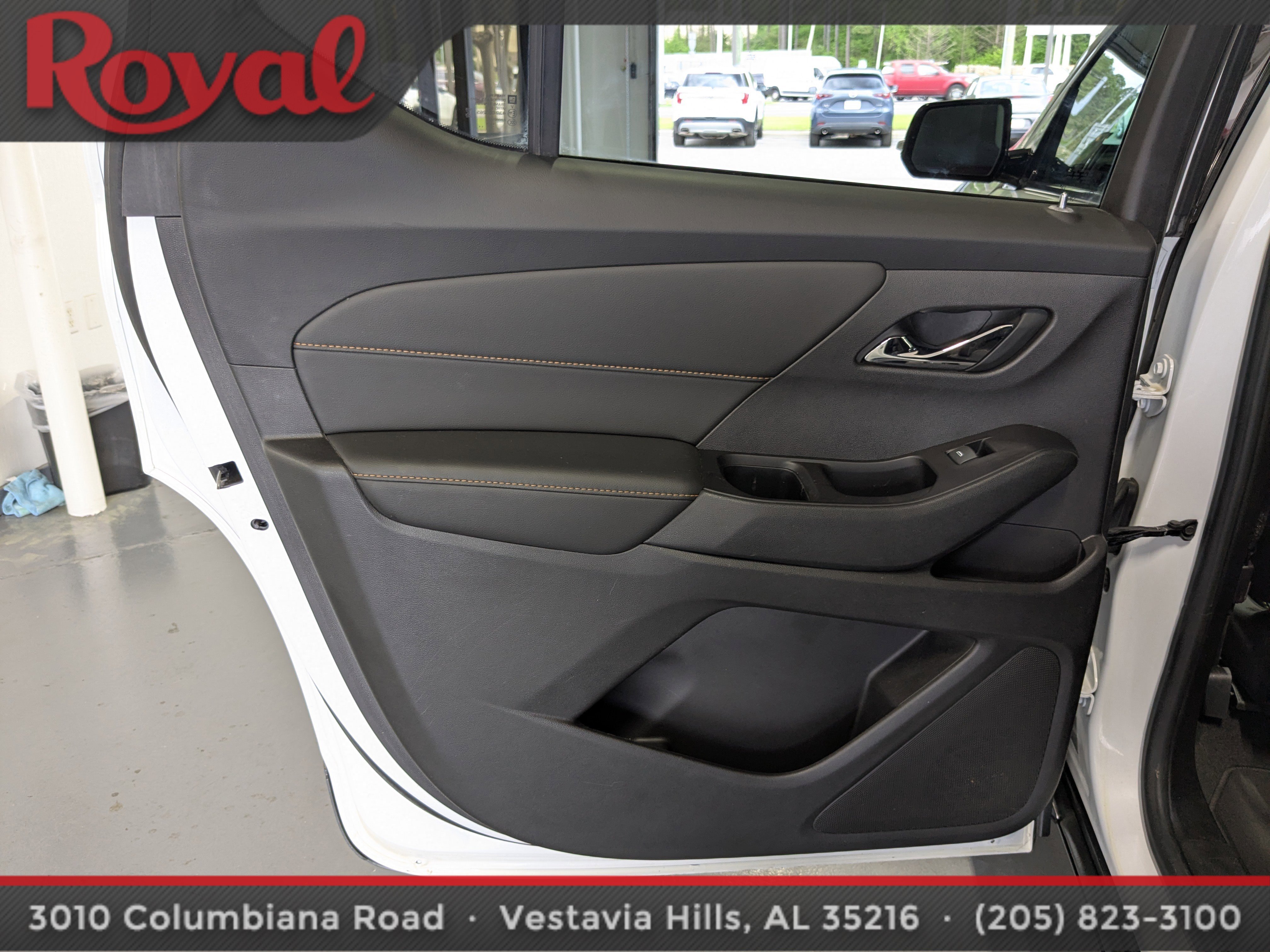 Used 2020 Chevrolet Traverse LT w/ LT Premium Package image 15