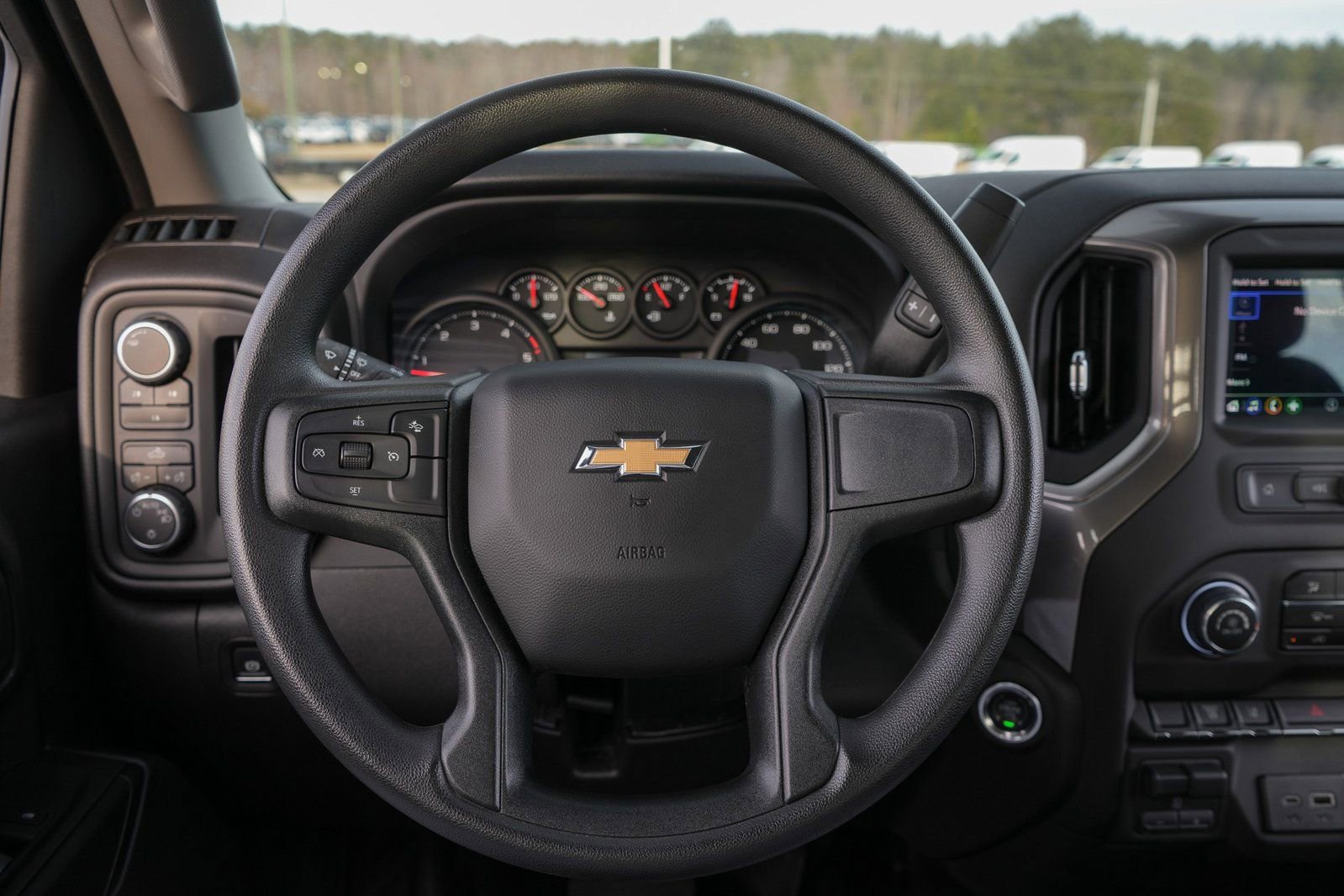 Used 2025 Chevrolet Silverado 3500 W/T image 26