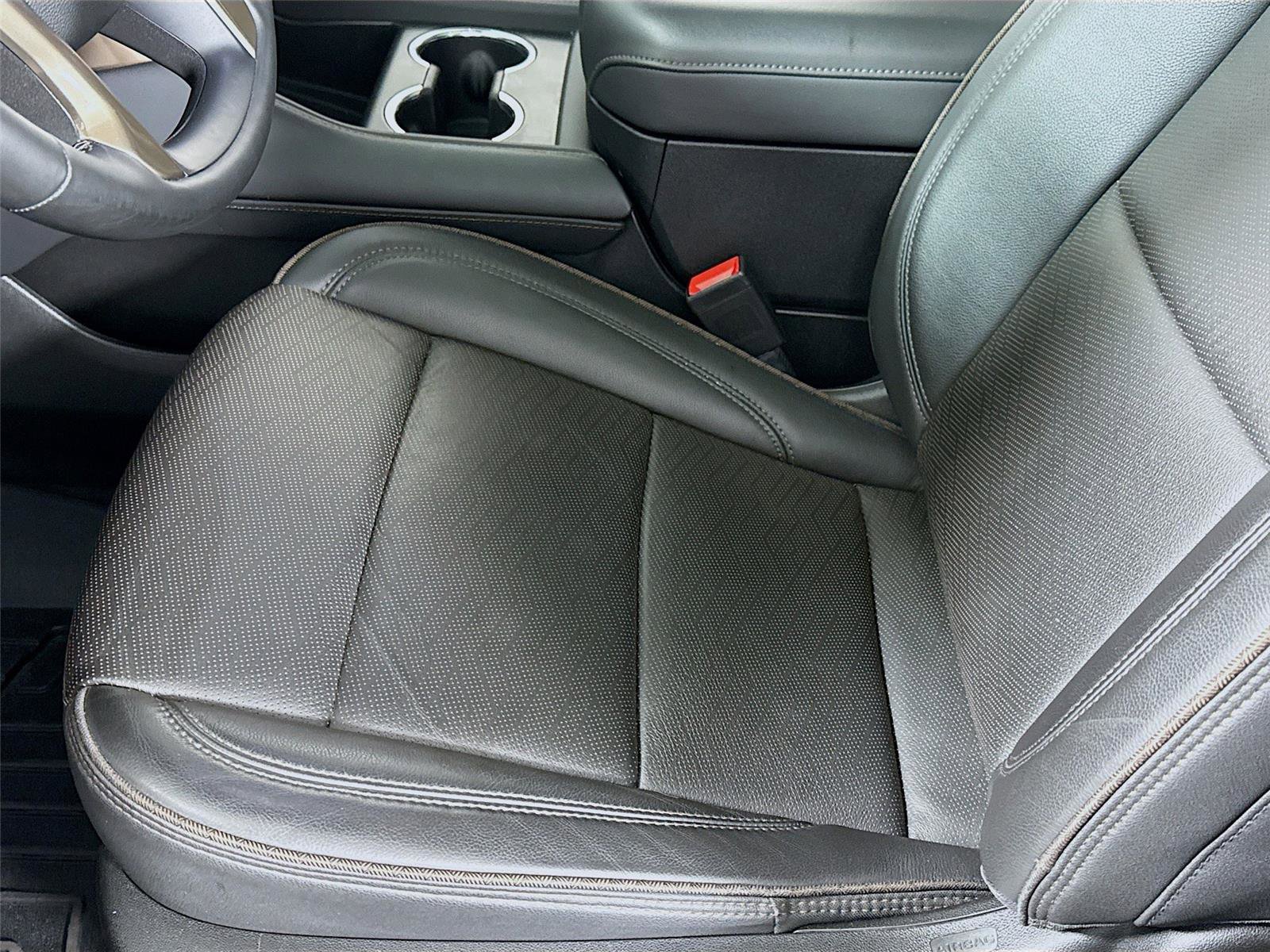 Used 2023 Chevrolet Tahoe High Country image 14