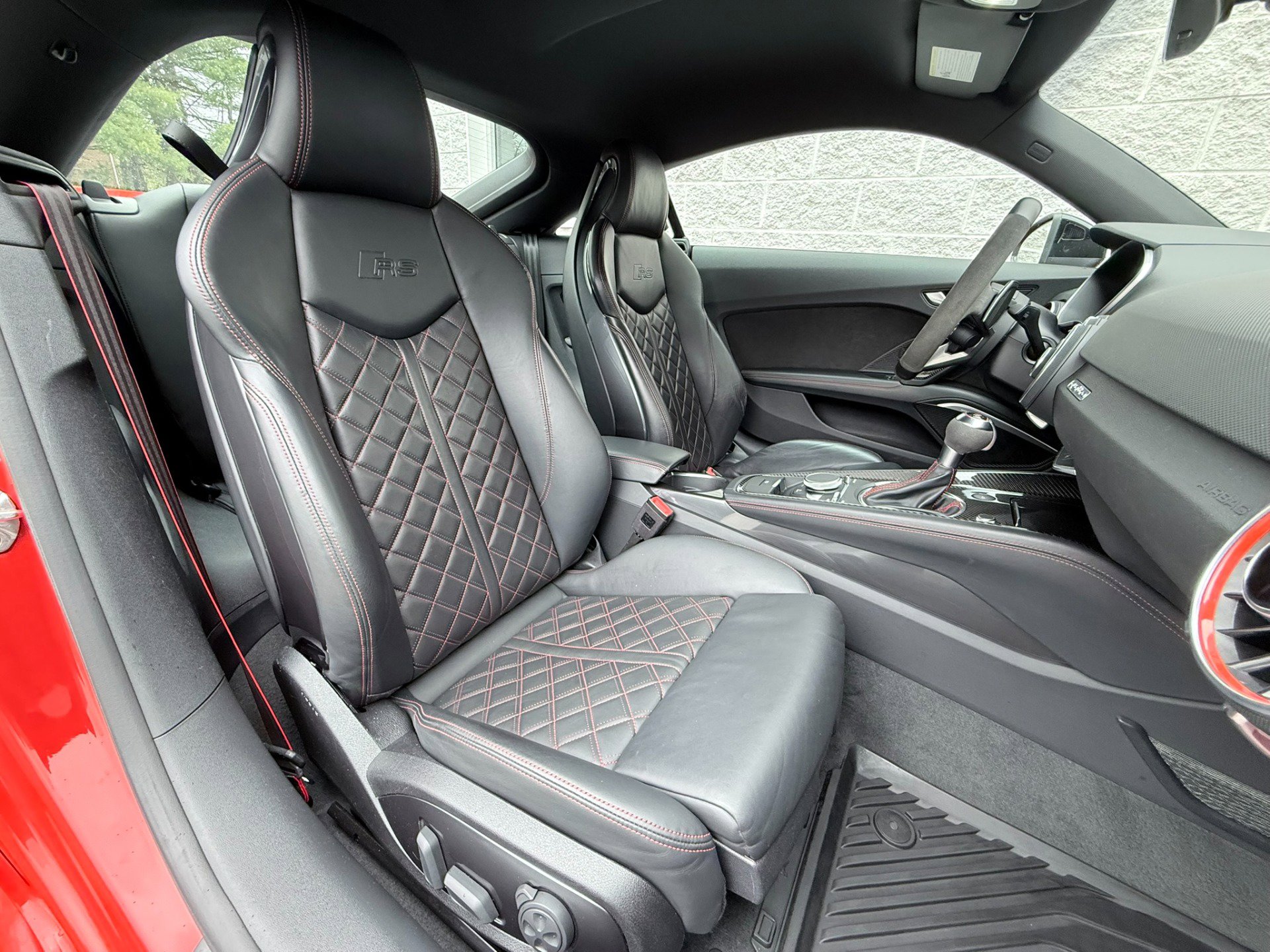 Used 2018 Audi TT RS w/ Dynamic Plus Package AWD/4WD image 29