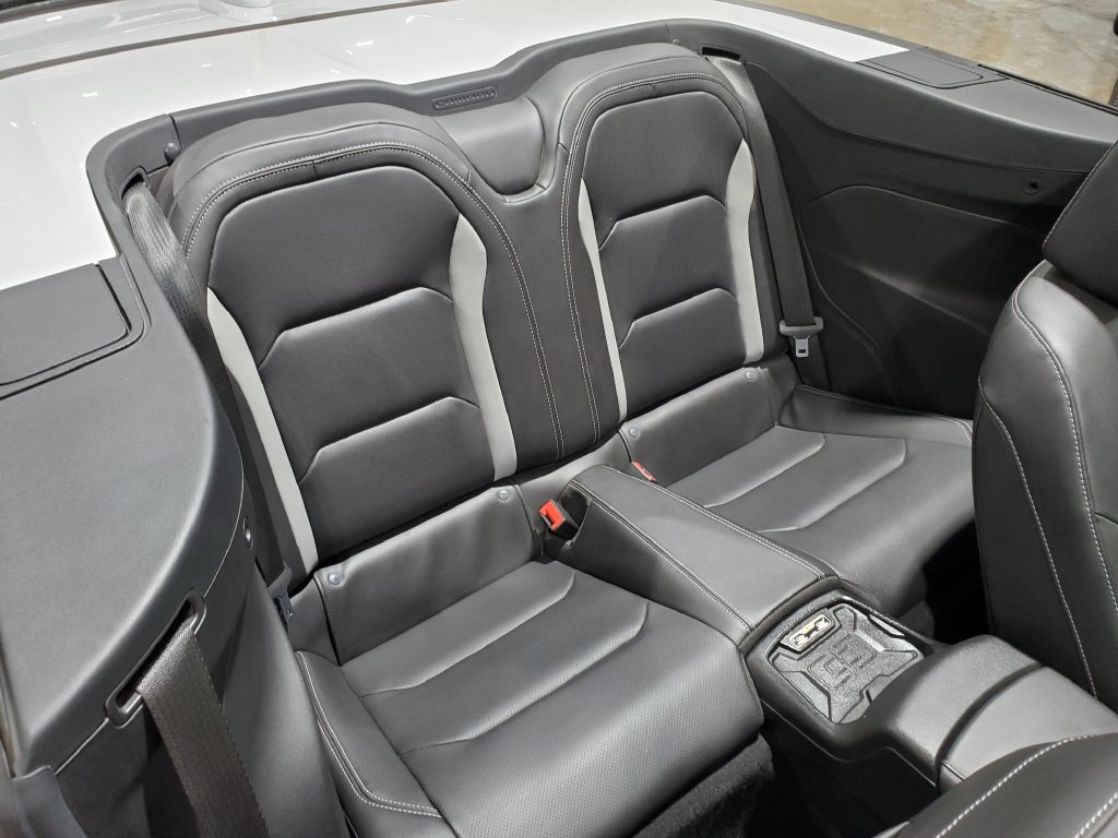 Used 2021 Chevrolet Camaro SS RWD image 18