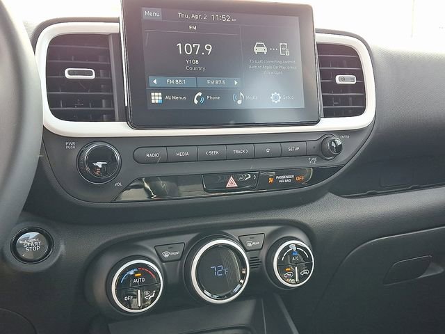 New 2026 Hyundai Venue SEL FWD image 7