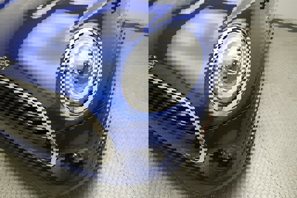 Used 2020 MINI Cooper 4-Door Hardtop image 22