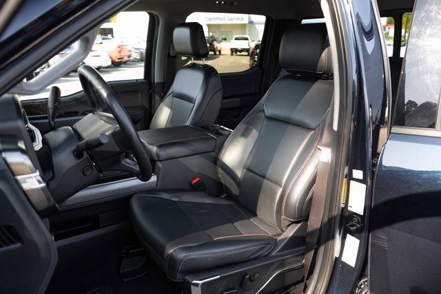 Used 2023 Ford F250 Lariat w/ Sport Appearance Package image 13