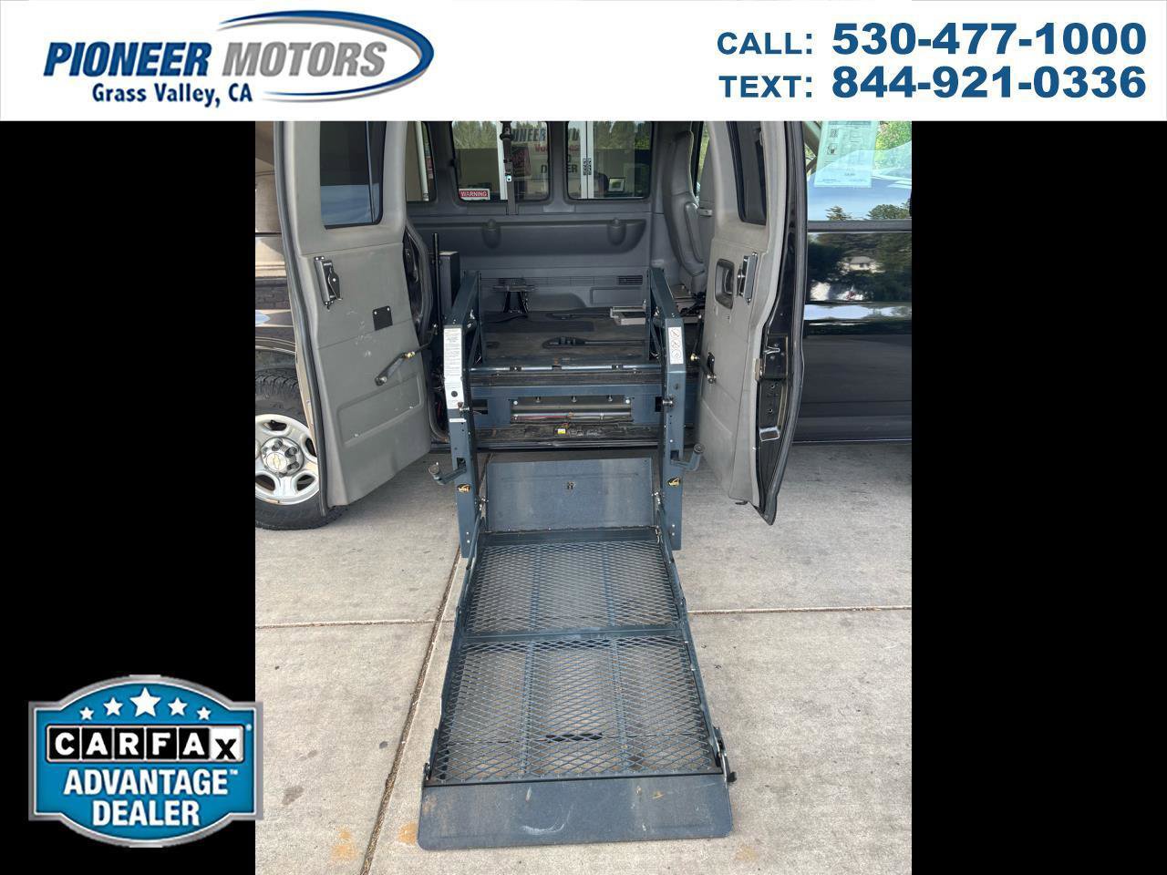 Used 2008 Chevrolet Express 1500 AWD Passenger w/ LT Preferred Equipment Group image 1