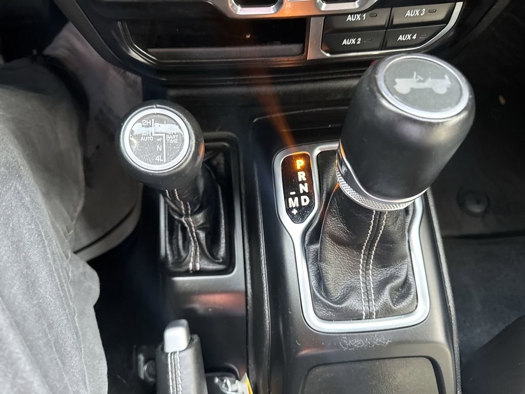 Used 2022 Jeep Wrangler Unlimited Sahara w/ Cold Weather Group image 20