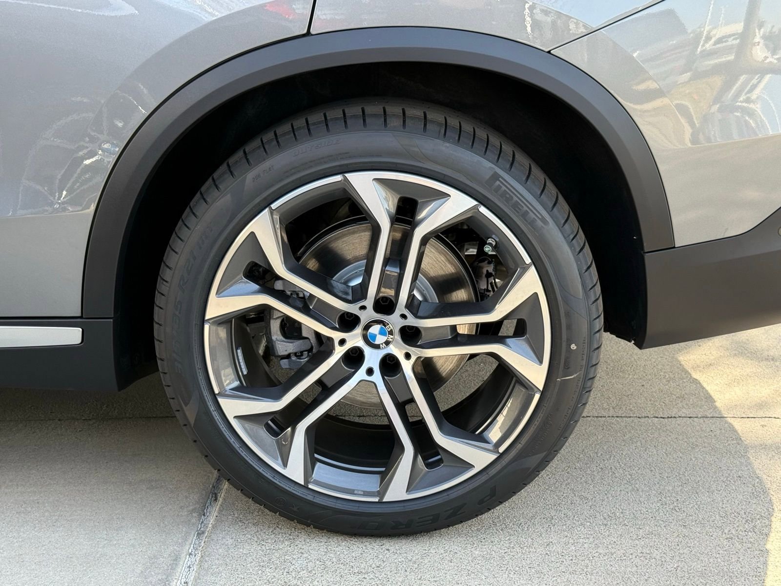 New 2026 BMW X5 xDrive40i AWD/4WD image 18