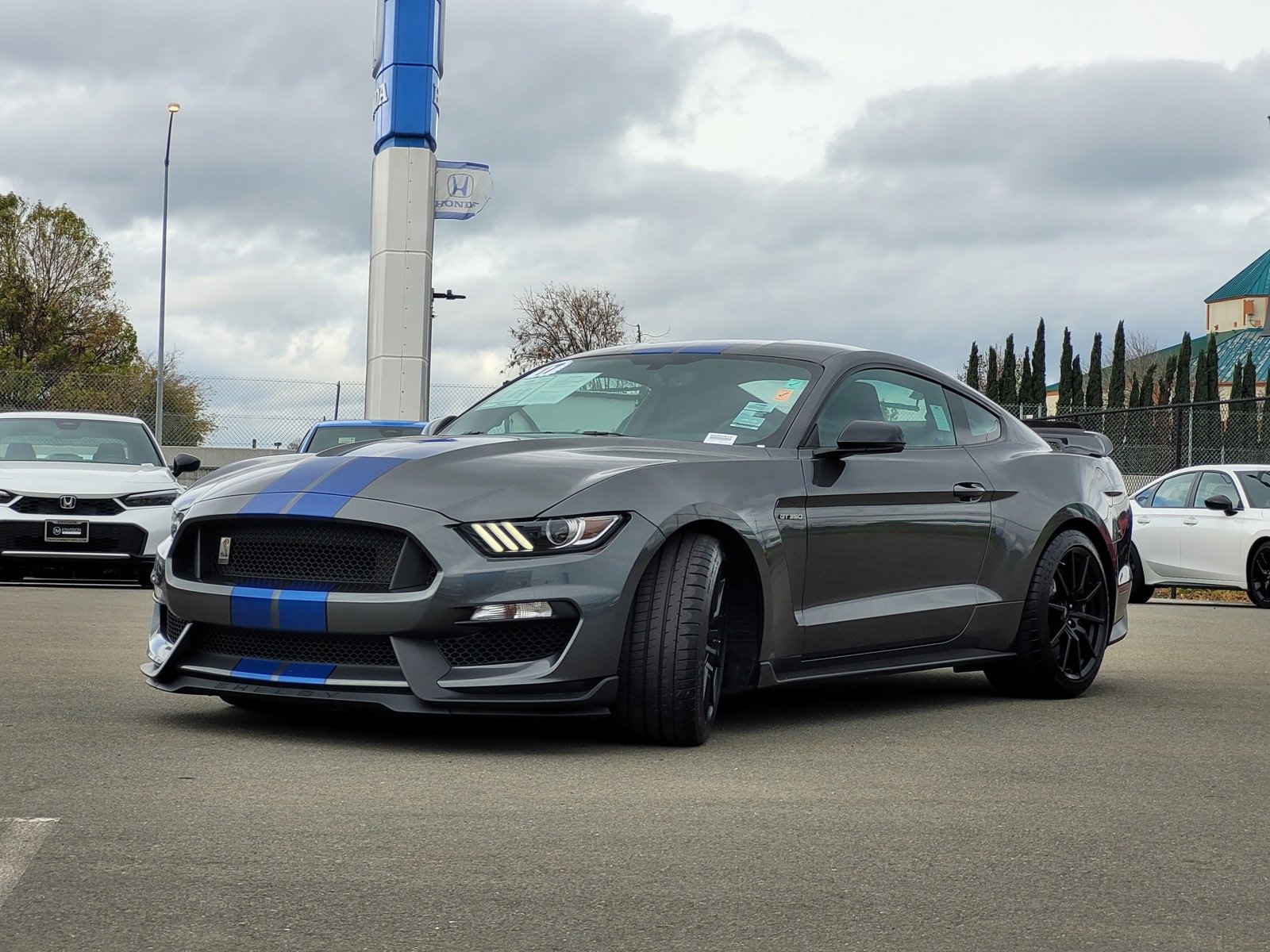 Used 2017 Ford Mustang Shelby GT350 w/ Electronics Package image 9