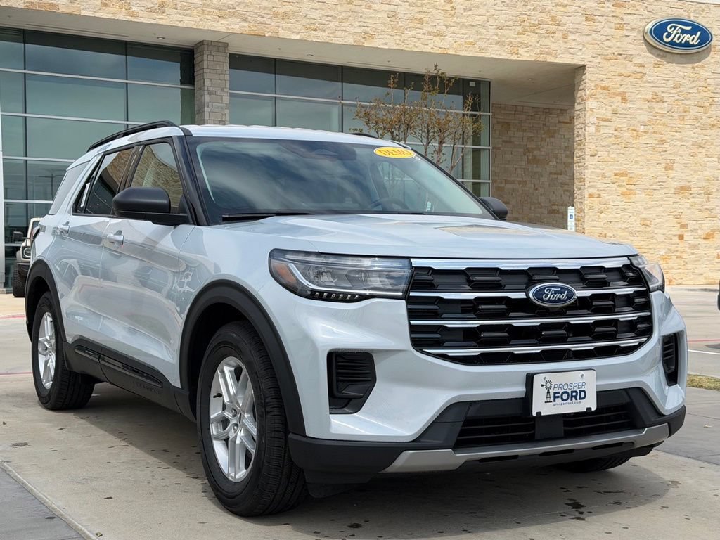 New 2026 Ford Explorer Active RWD image 18