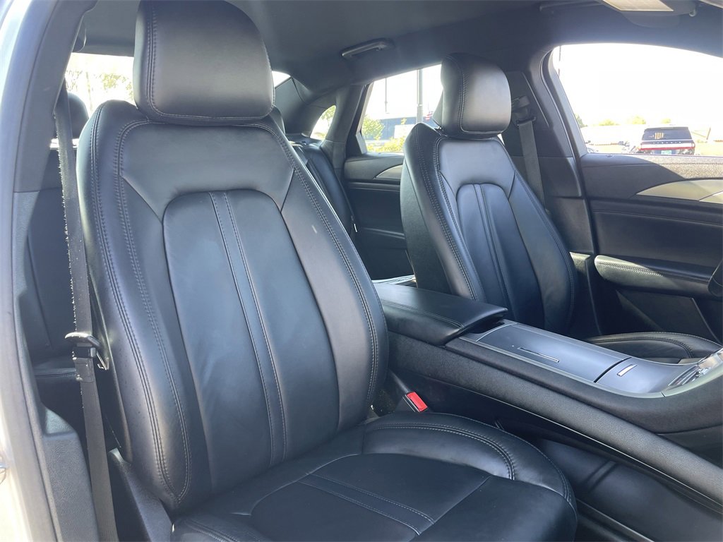Used 2017 Lincoln MKZ Select w/ Select Plus Package image 9