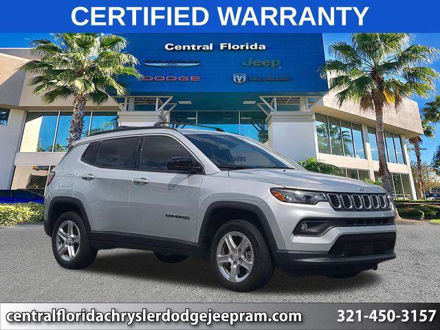 Certified 2024 Jeep Compass Latitude AWD/4WD image 1