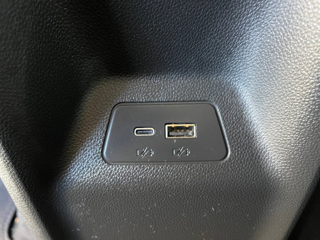 Used 2025 Buick Envision Sport Touring AWD/4WD image 34