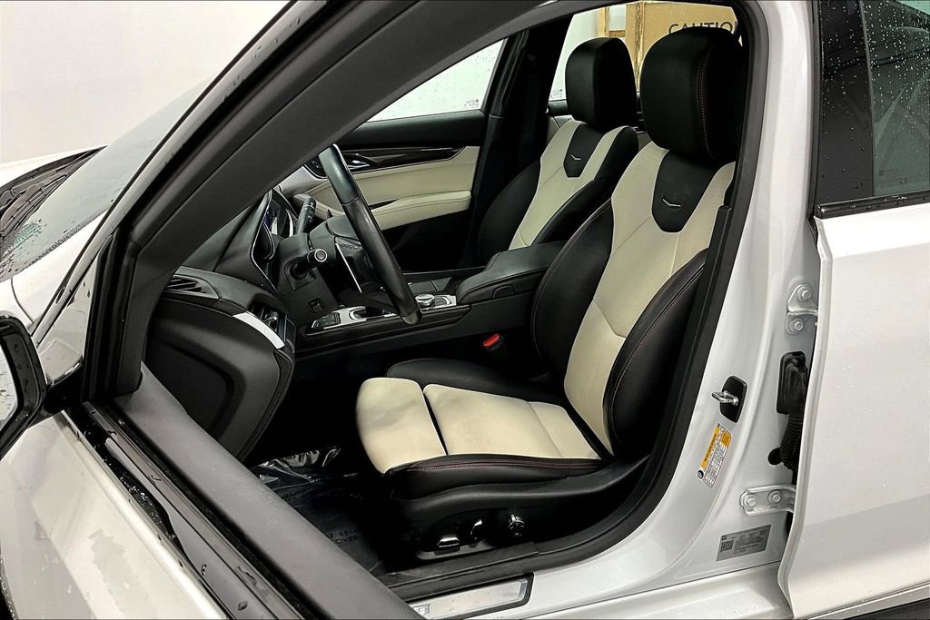 Used 2022 Cadillac CT5 Sport image 32