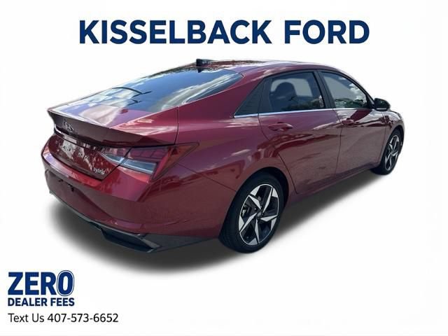 Used 2023 Hyundai Elantra Limited FWD image 5