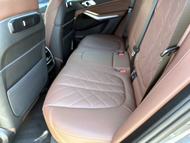 Certified 2025 BMW X5 xDrive50e w/ Climate Comfort Package AWD/4WD image 14