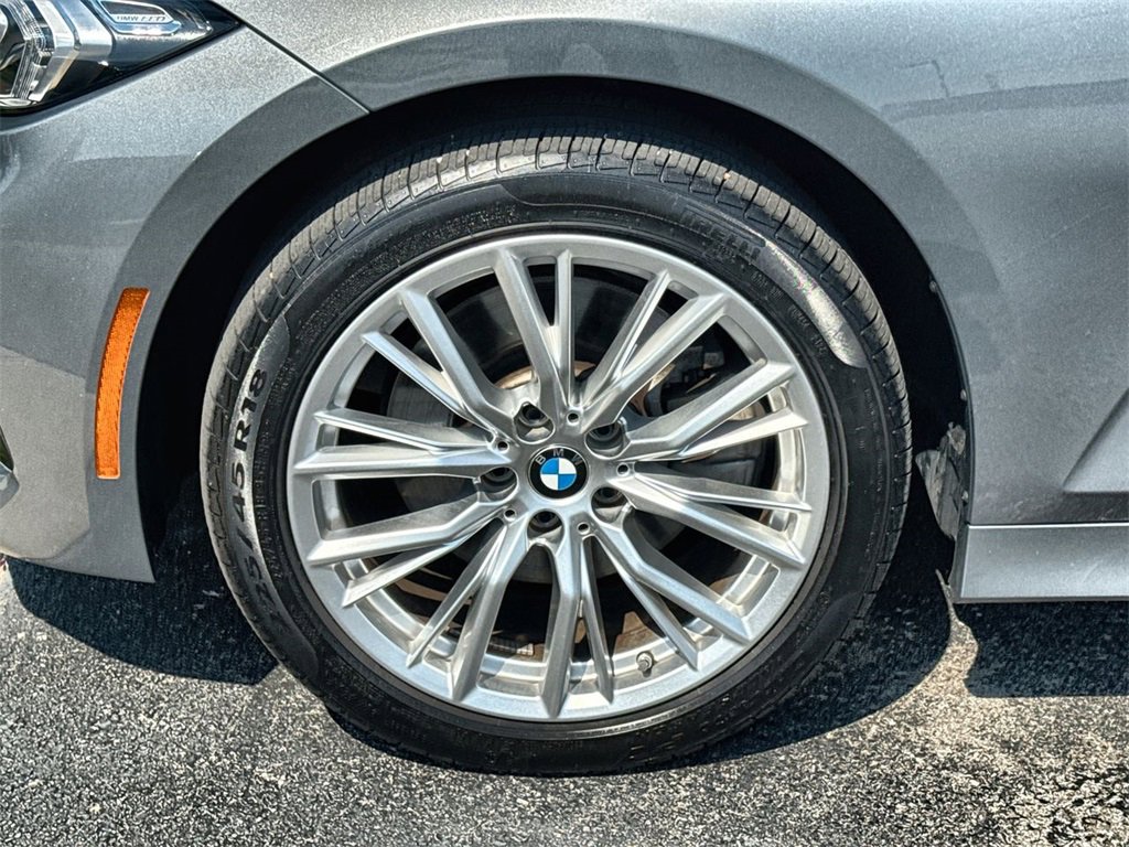 Used 2024 BMW 330i Sedan image 10