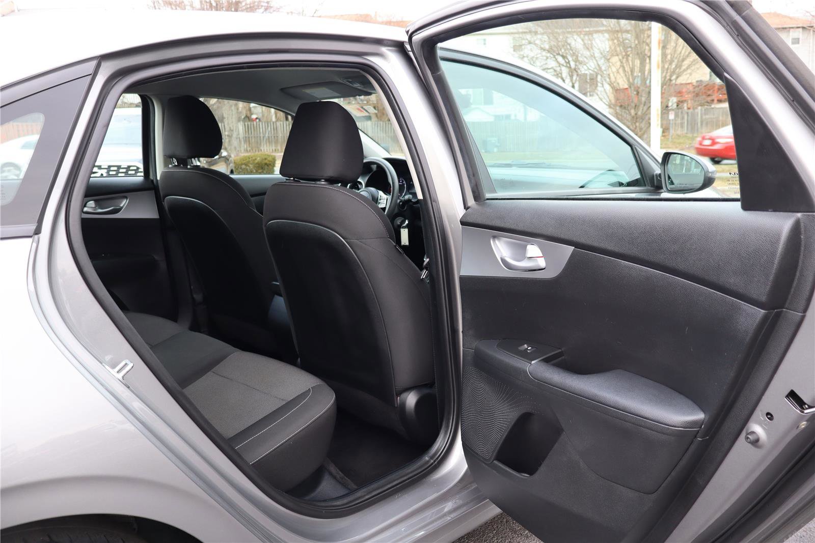 Used 2022 Kia Forte LXS w/ LXS Technology Package image 28