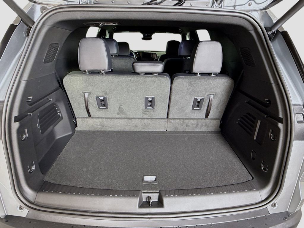New 2026 Chevrolet Traverse LT w/ Enhanced Driving Package image 26