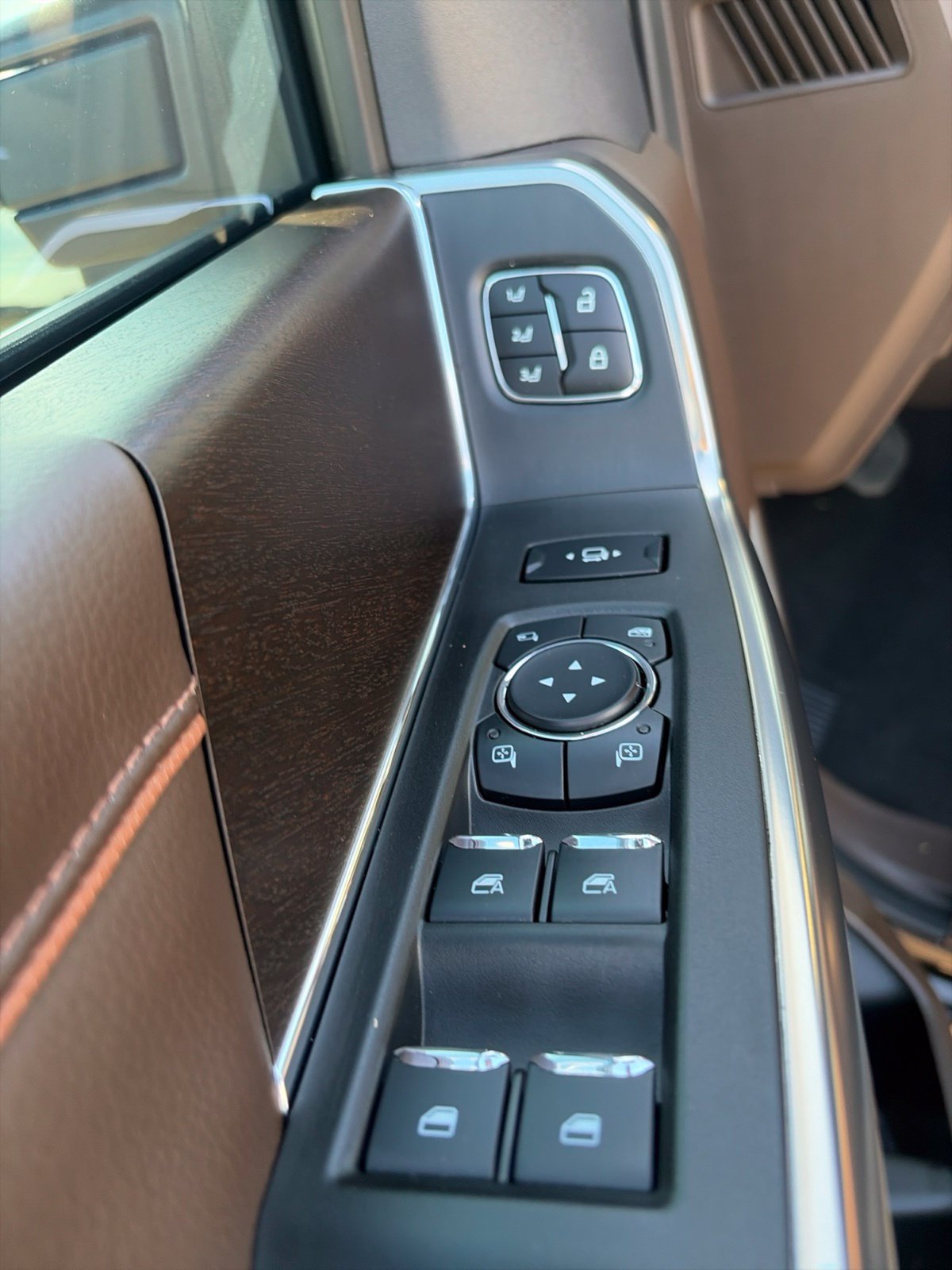 New 2026 Ford F350 King Ranch AWD/4WD image 13