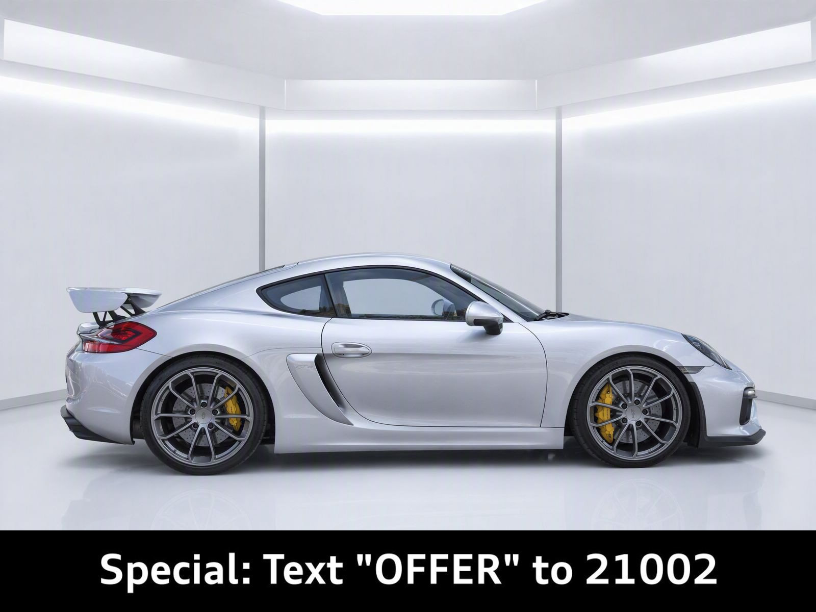 Used 2016 Porsche Cayman GT4 RWD image 8