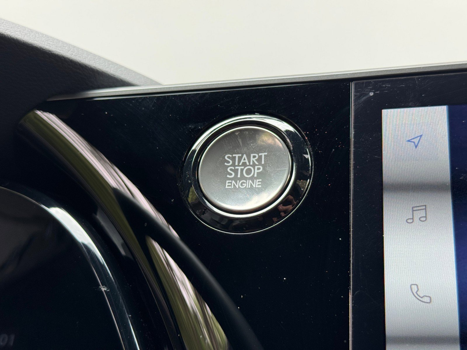 Used 2023 Lexus RX 350 w/ Luxury Package image 26