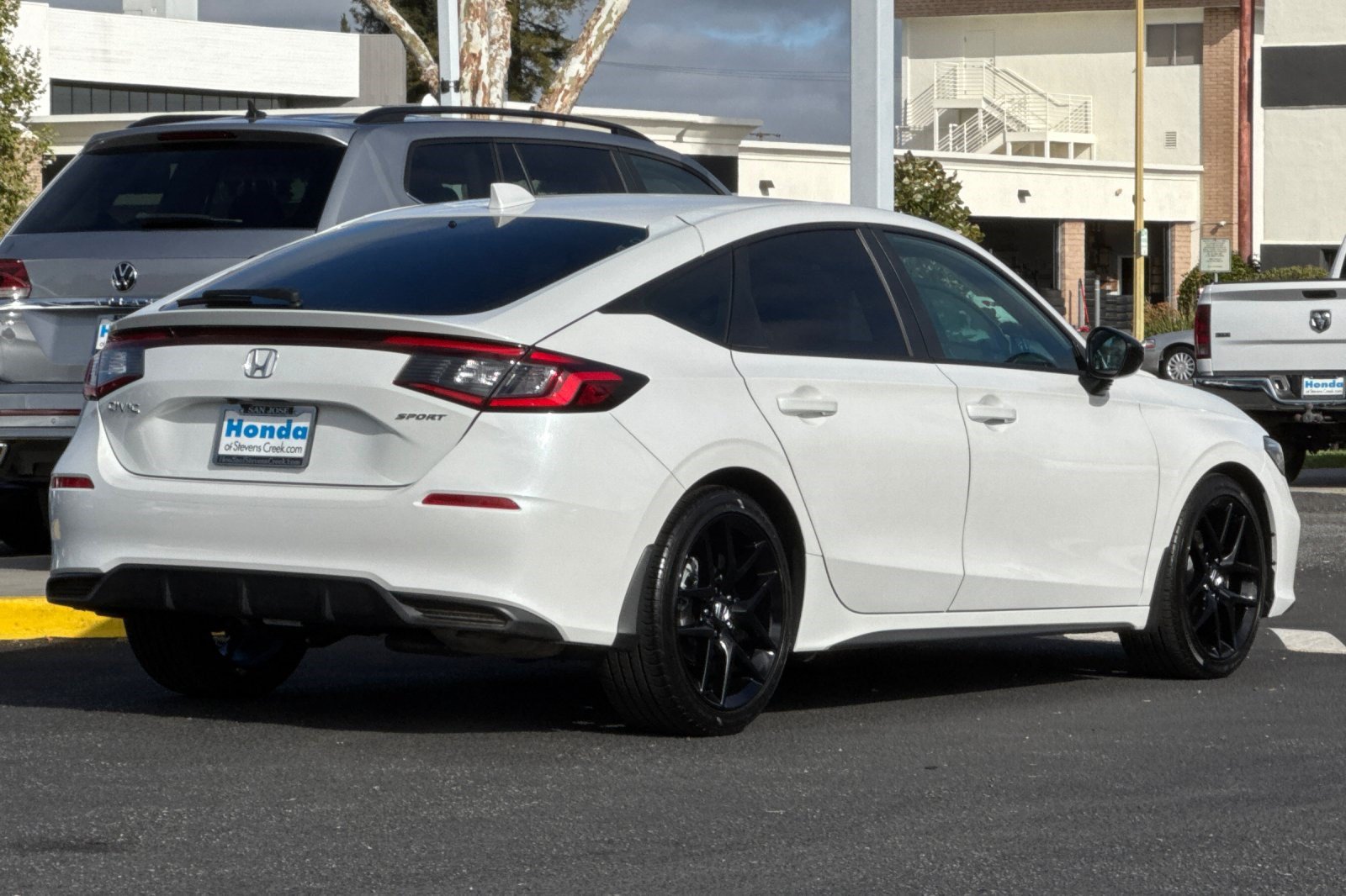 Used 2025 Honda Civic Sport image 9