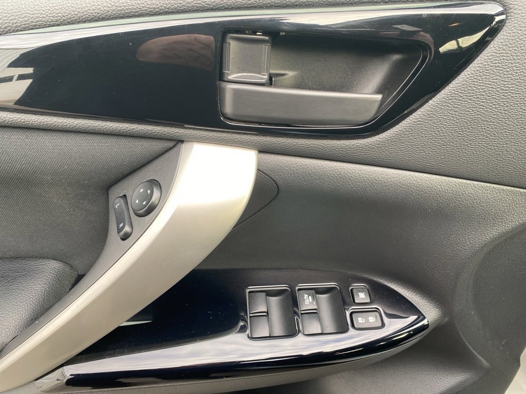 Used 2024 Mitsubishi Eclipse Cross LE image 21