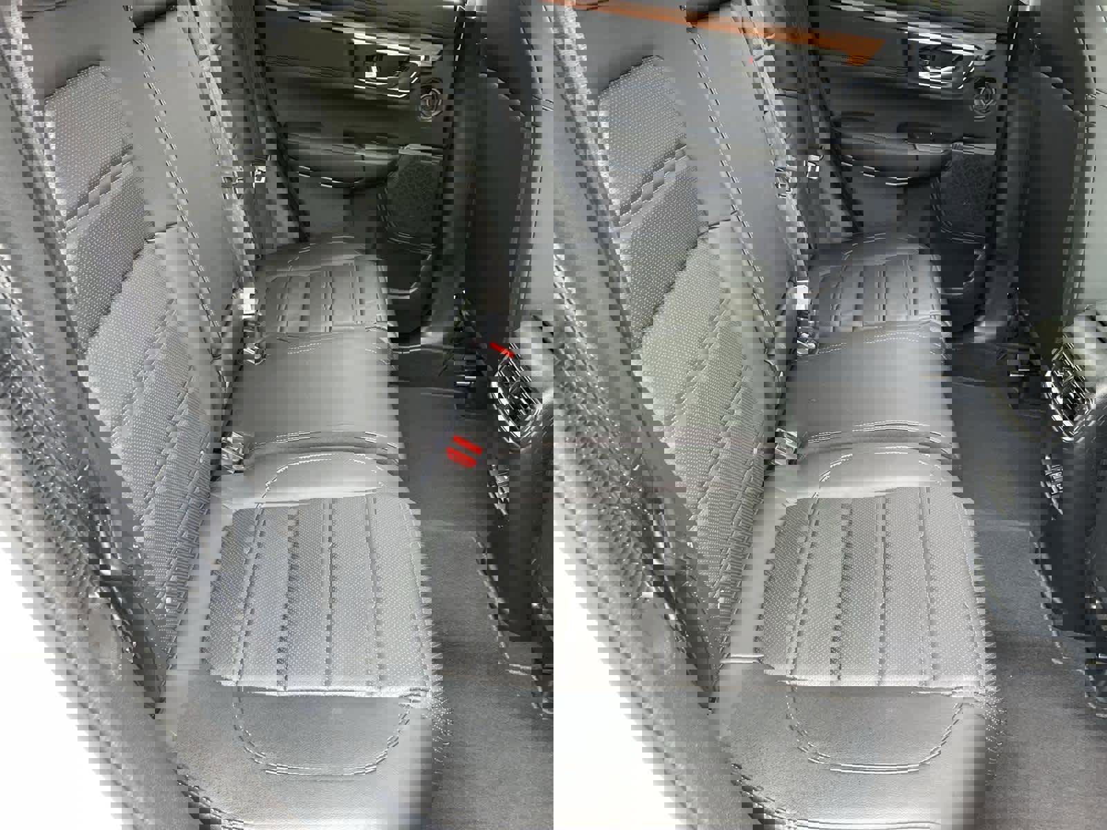 Used 2022 Honda CR-V Touring image 17