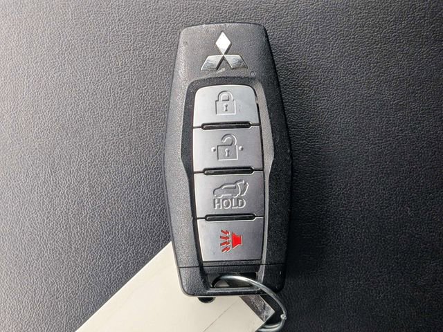 Used 2024 Mitsubishi Outlander SE AWD/4WD image 32
