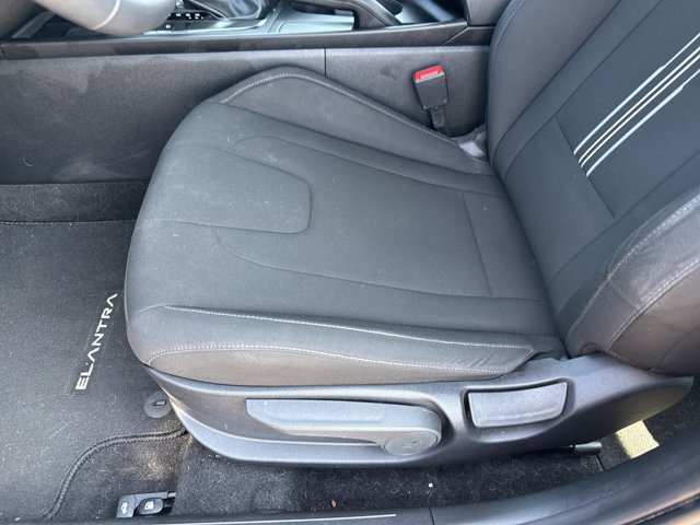 Used 2025 Hyundai Elantra Sport w/ Cargo Package FWD image 12