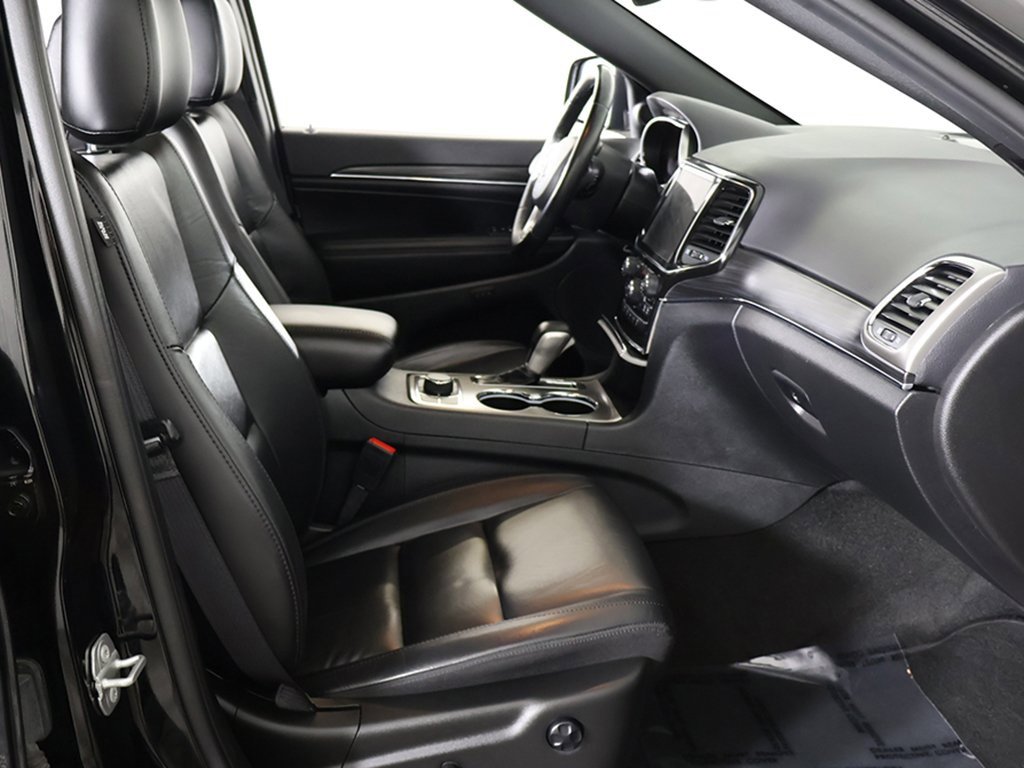 Used 2022 Jeep Grand Cherokee Limited image 30