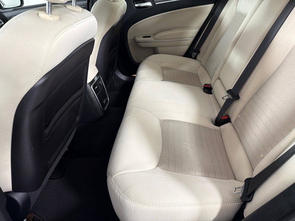 Used 2019 Chrysler 300 Touring w/ Sport Appearance Package RWD image 16
