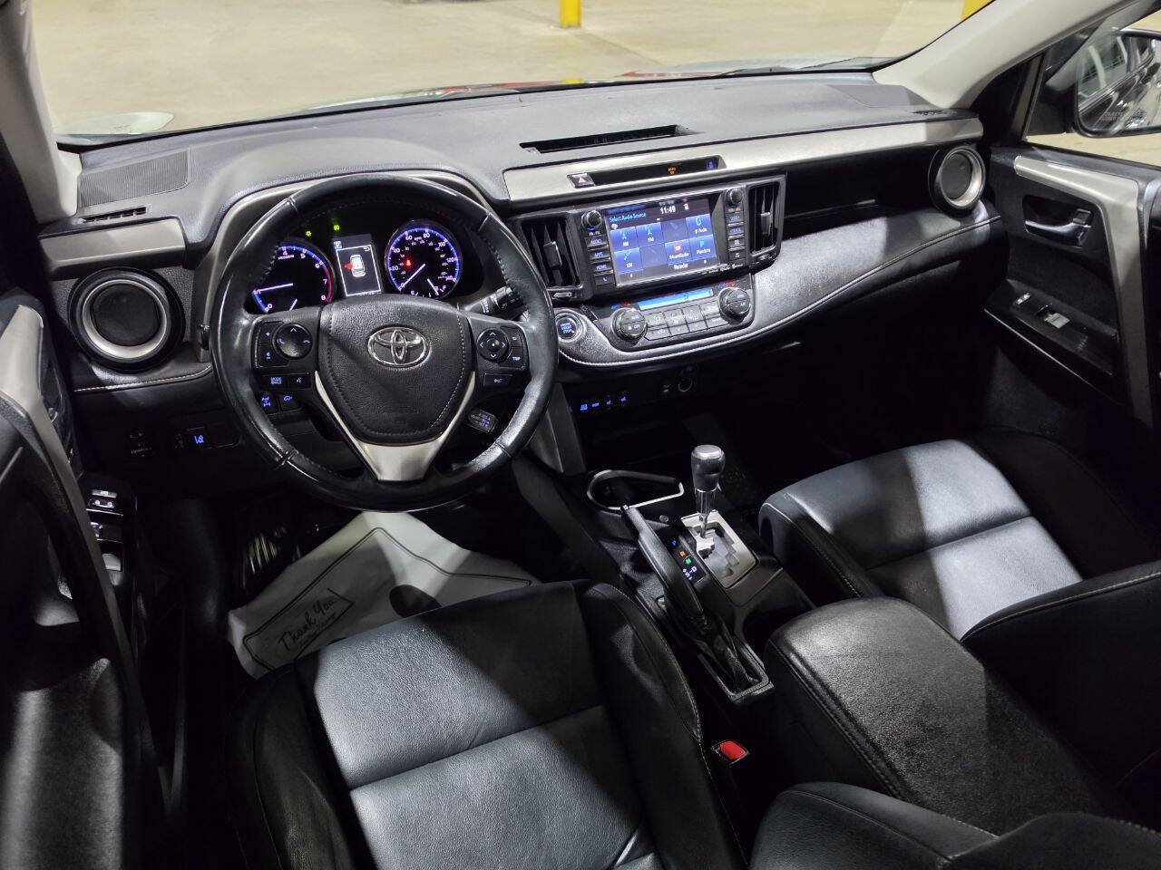 Used 2016 Toyota RAV4 Limited AWD/4WD image 27