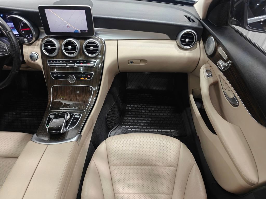 Used 2016 Mercedes-Benz C 300 4MATIC Sedan image 28