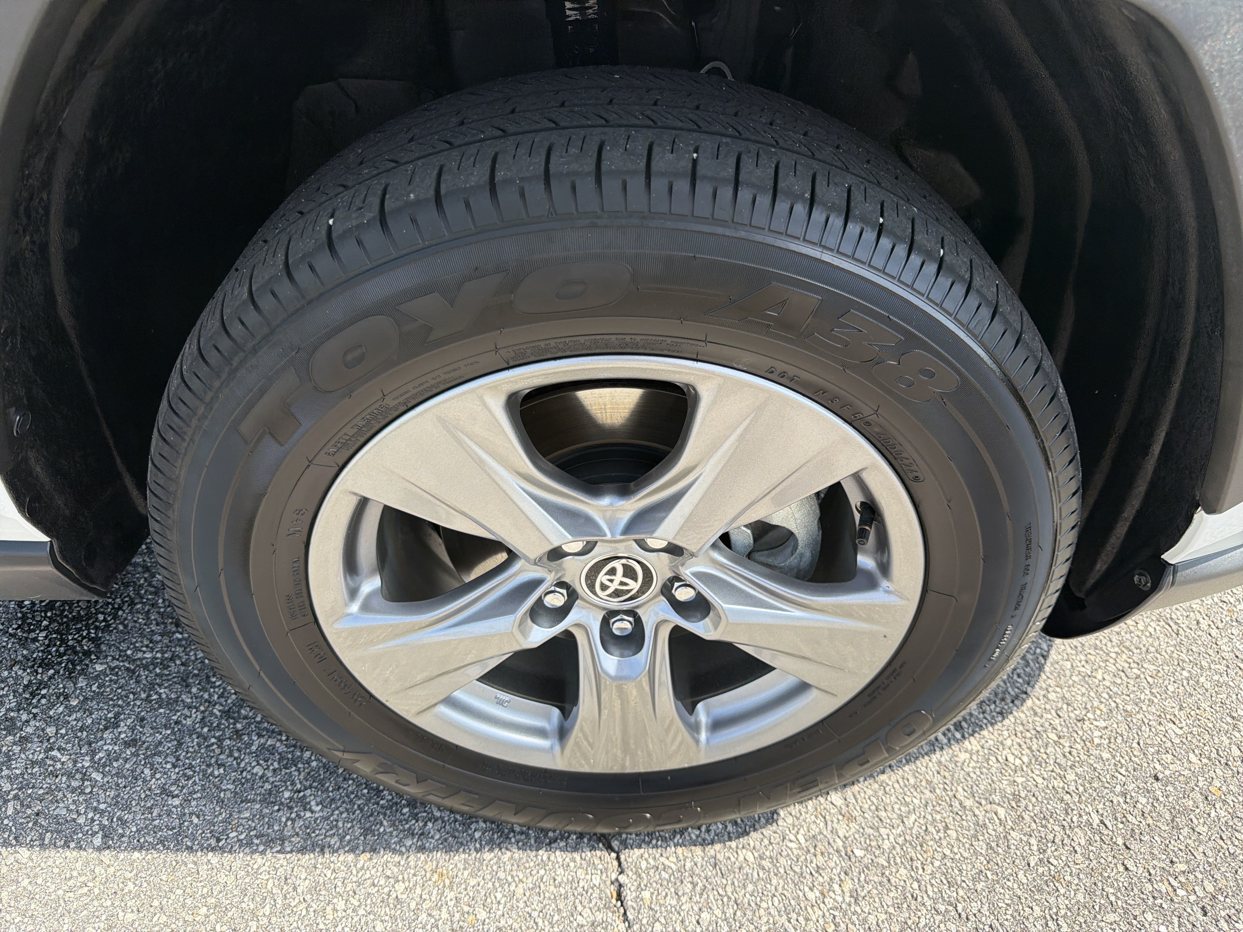 Certified 2024 Toyota RAV4 XLE AWD/4WD image 22