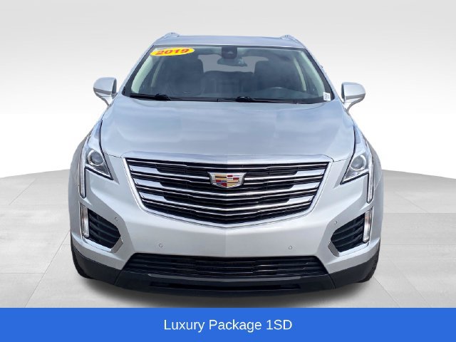 Certified 2019 Cadillac XT5 Luxury AWD/4WD image 2