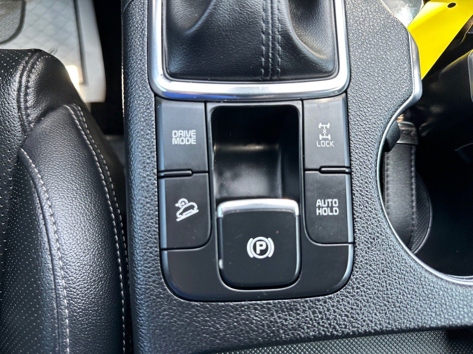 Used 2022 Kia Sportage Nightfall Edition w/ Nighfall AWD Premium Package image 28