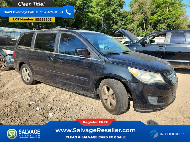 Used 2011 Volkswagen Routan SE FWD image 5