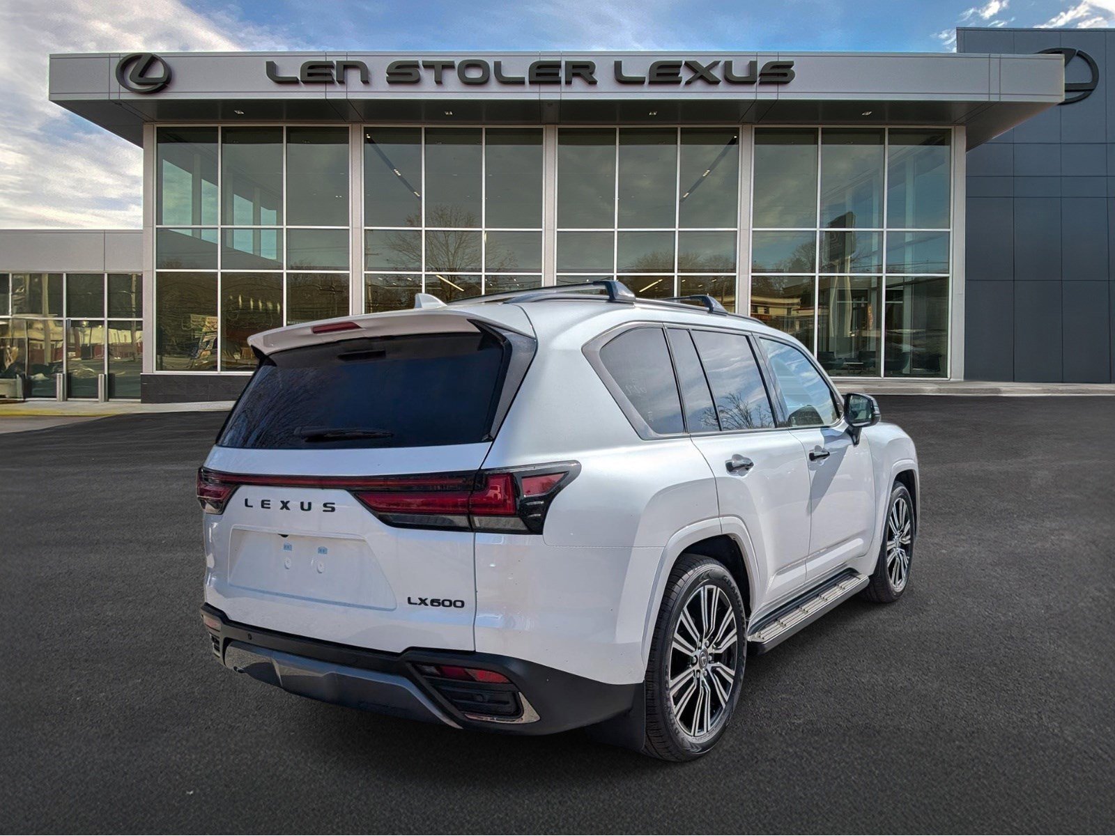 New 2026 Lexus LX 600 4WD w/ Luxury Package image 2