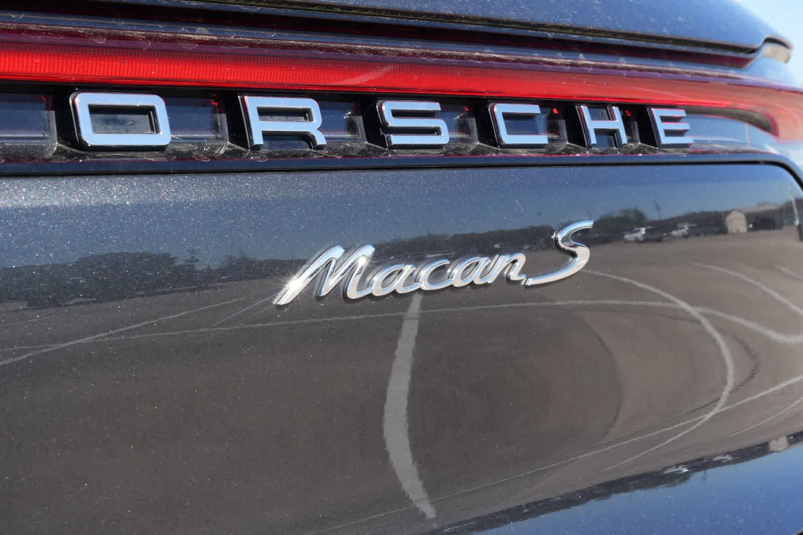 Used 2021 Porsche Macan S w/ Premium Package AWD/4WD image 20